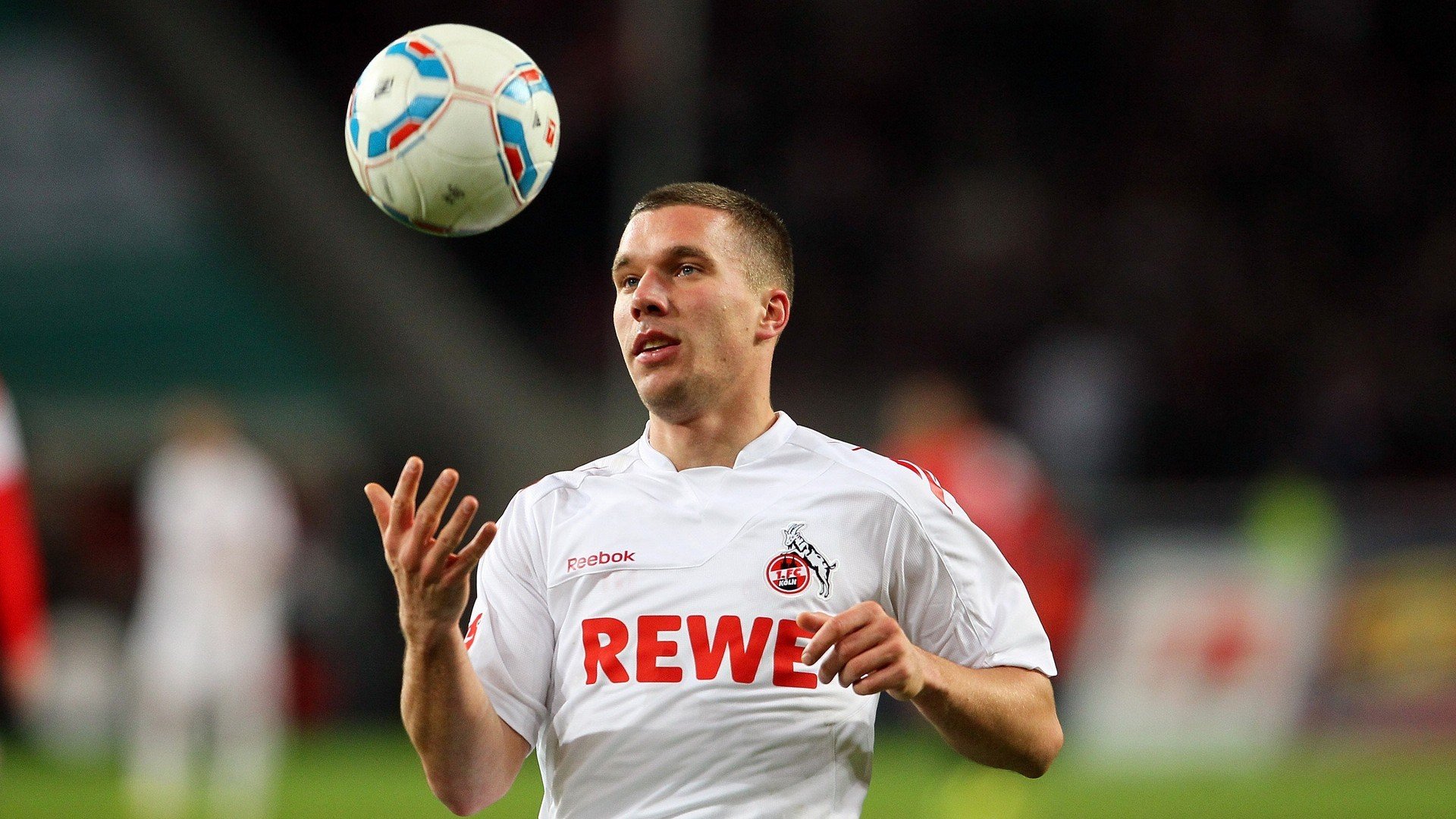 维达德卡萨布兰卡主帅谈战术调整，力求突破，卡萨布兰卡 百科